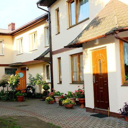 Pokoje Goscinne Asia Leba Ngoại thất bức ảnh