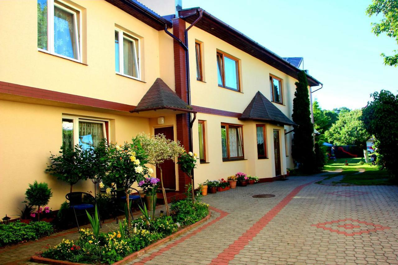 Pokoje Goscinne Asia Leba Ngoại thất bức ảnh
